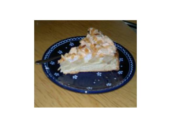 Apfelkuchen mit Zimtbaiser