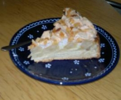 Apfelkuchen mit Zimtbaiser