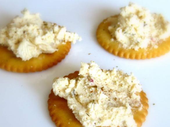 Knoblauch-Käse-Creme