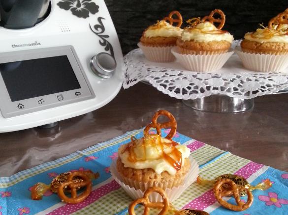 Salzbrezel Cupcakes mit zartschmelzendem Karamellkern