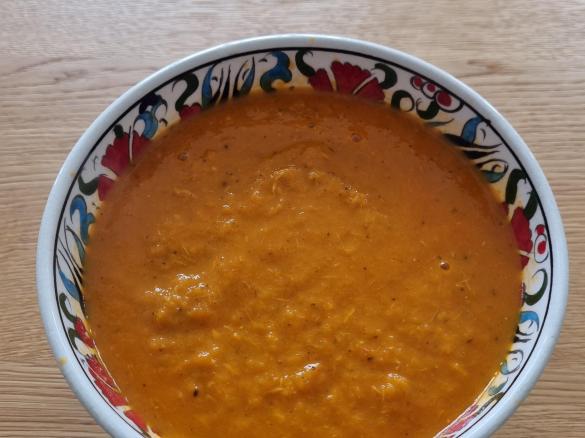 Tomatensuppe mit Thunfisch (kalorienarm)