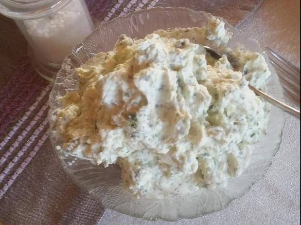 Mediterraner Käseaufstrich