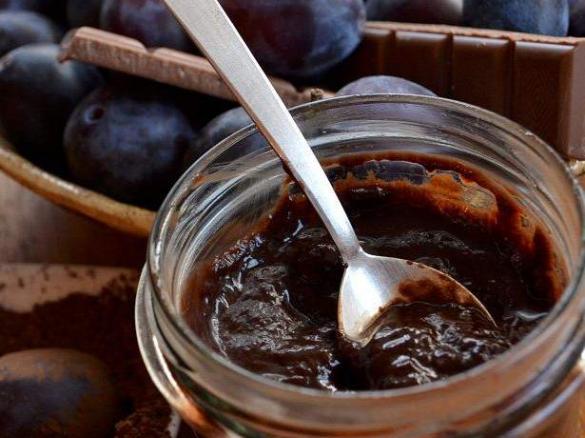 Pflaumenmarmelade mit Schokolade