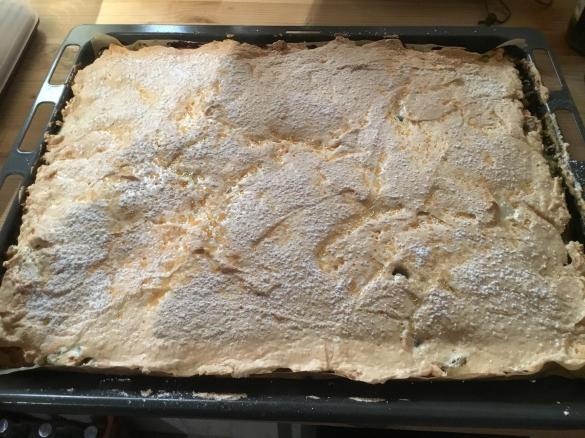 Rhabarber-Baiser-Kuchen vom Blech