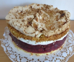 Kirsch-Baiser-Torte