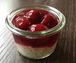 Mohn-Mascarpone-Kirsch-Dessert