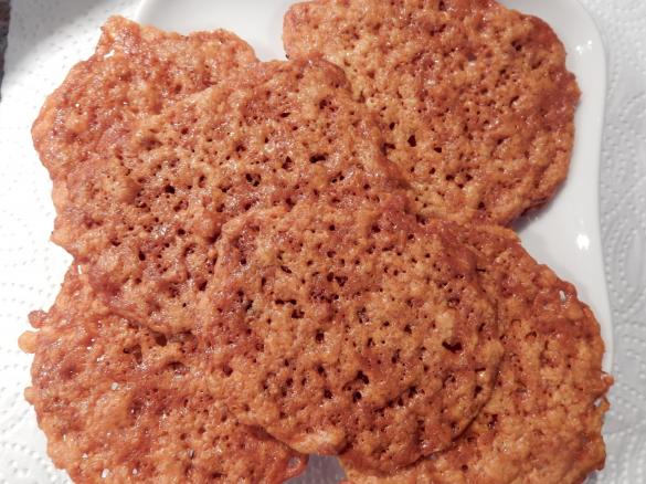 Knusprige Parmesan Chips low carb