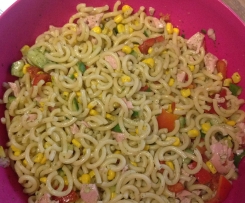 Nudelsalat mit Fleischwurst