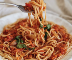 Nudeln mit Rote-Linsen Ragout