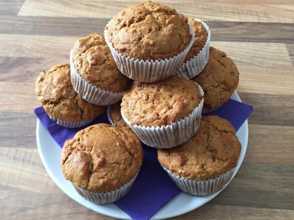 Muffins mit Joghurt und Knuspermüsli