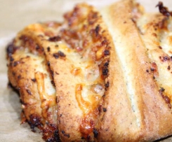 Fleischwurst-Franzbrötchen