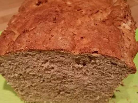 Dinkel-Roggenbrot mit Sonnenblumenkernen