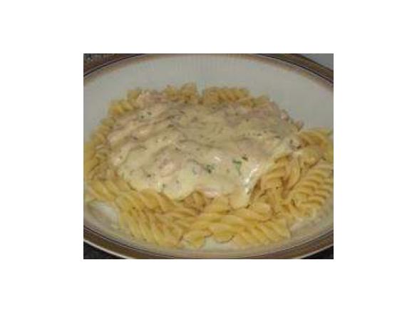 Käse-Sahne-Soße (Carbonara) zu Pasta