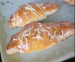 Variation Dinkel-Schinken-Käse-Hörnchen auf die Schnelle Rezept des Tages vom 13.2.2015