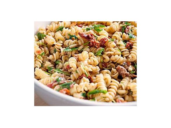 Mediteraner Nudelsalat