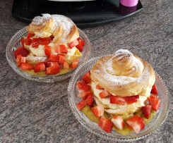 Erdbeer-Rhabarber-Windbeutel