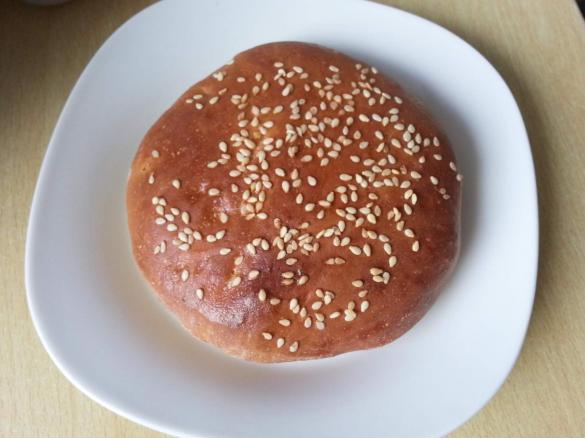 Burger- oder HotDog- Brötchen (Vegan) 