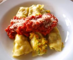 Cannelloni mit Schinken-Gemüse-Füllung