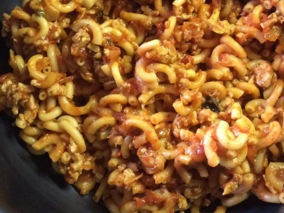 Putenbrust-Pfanne mit Nudeln