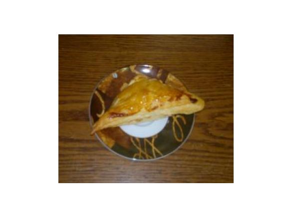 Schweizer Blätterteigecken