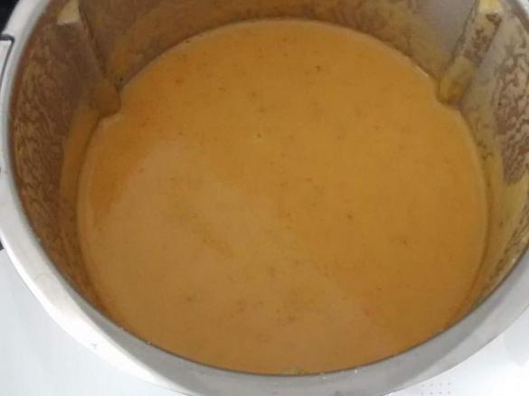 Zuccini-Paprikacreme Suppe