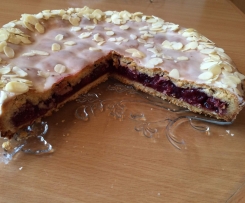 Gedeckter Kirschkuchen (mit Dinkelmehl)