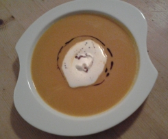 Kürbissuppe, die schokoladige