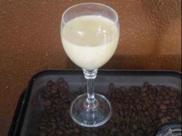 Eierklikör ala Sachsen (Kondensmilch)