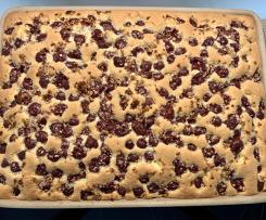 Yvonne‘s versunkene Kirschen - Kirschkuchen vom Blech