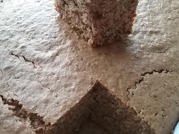 Zucchini-Nuss-Blechkuchen sehr fluffig (ohne Schokolade)