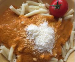 Tomaten-Gemüsesoße