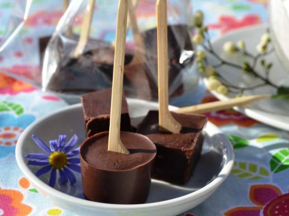 Trinkschokolade am Stiel