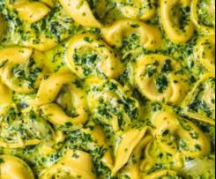 Tortellini mit frischem Baby-Blattspinat für 2-3 Personen