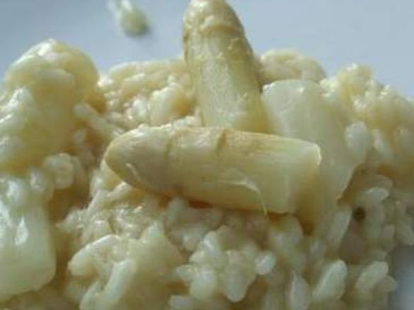 Weißes Spargelrisotto