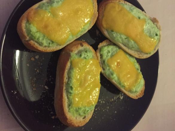 Grüner Paprika-Frischkäse Aufstrich