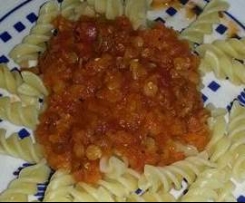 Bolognese aus roten Linsen 
