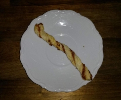 Käse Zwiebel Schinken Stängli