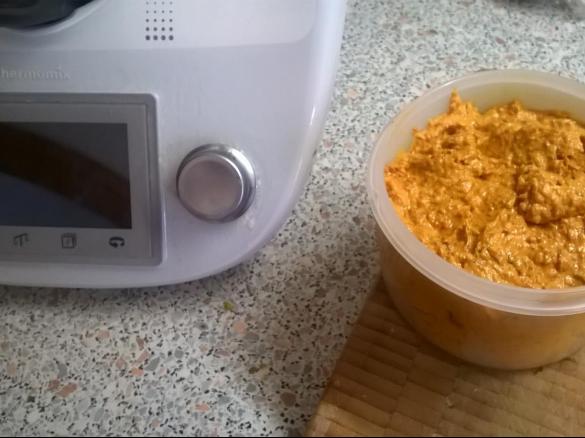 Tomaten- Bärlauch - Butter