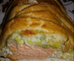 Lachs mit Lauch im Blätterteig Mantel