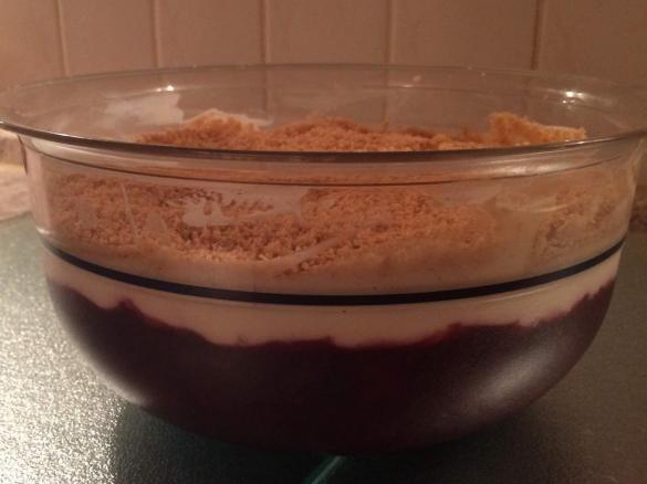 Kirsch-Quark-Dessert