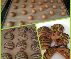 Nougat-Gewürz Kugeln mit flüssigem Kern