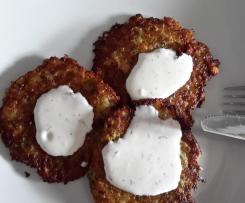 Zucchini  - Kartoffel - Puffer mit Dip