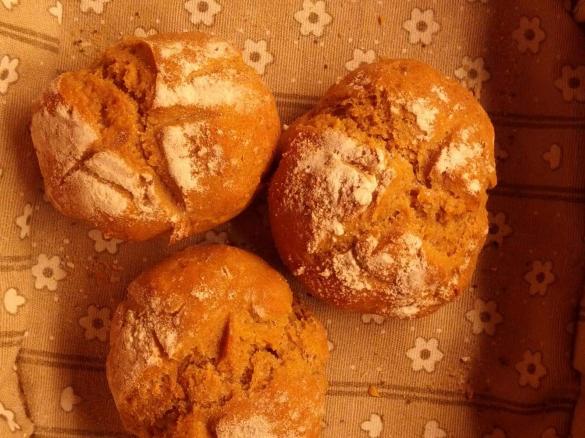 Roggenbrötchen aus 100% Roggenmehl