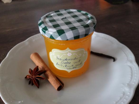 Mandarinen-Gelee mit Anis, Zimt und Vanille