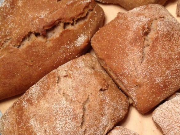 Walnuss-Malz-Brötchen