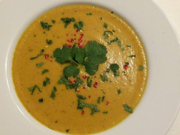 Süsskartoffel-Karotte-Kokos-Suppe