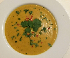 Süsskartoffel-Karotte-Kokos-Suppe