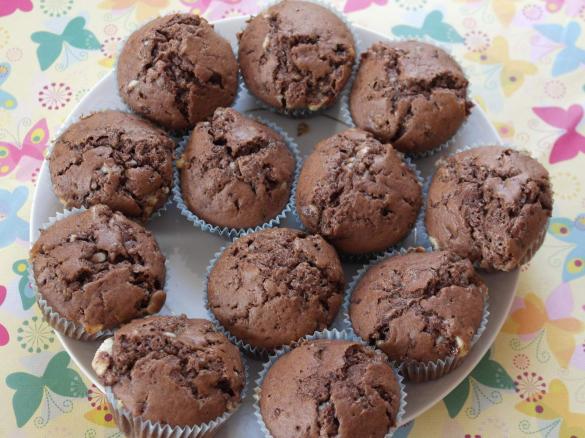 Muffins mit Kinderschokolade