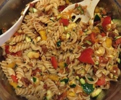 Nudelsalat - Mega lecker !! :) 