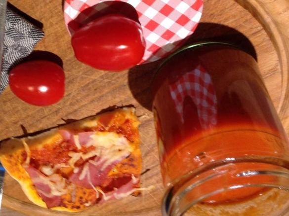 Tomatensugo (z.b für Pizza)